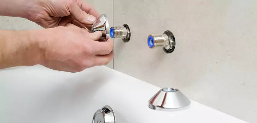 Bathtub Faucet Diverter Replacement in Norwalk